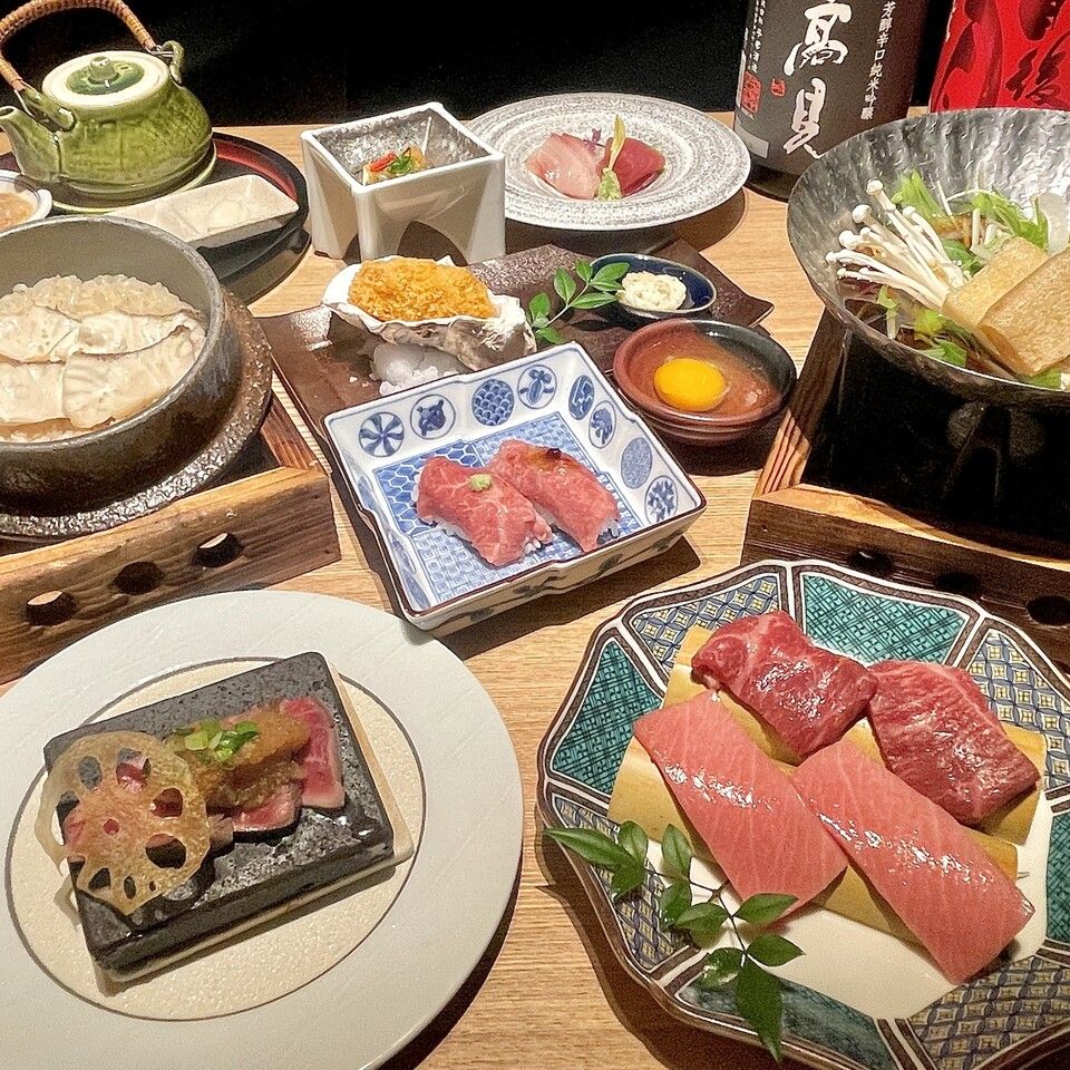 January and February only: "Bluefin Tuna Ootoro Sukiyaki" & "Sea Bream Hitsumabushi and Japanese Black Beef" course 4,727 yen (excluding tax)