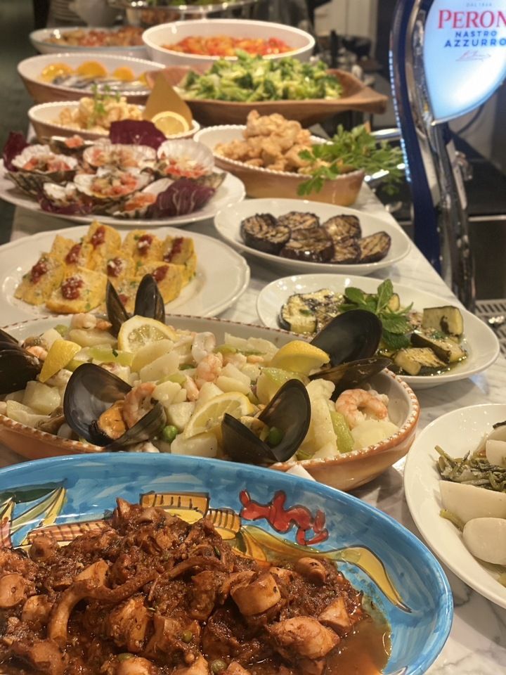 [Lunchtime only buffet] PRANZO A