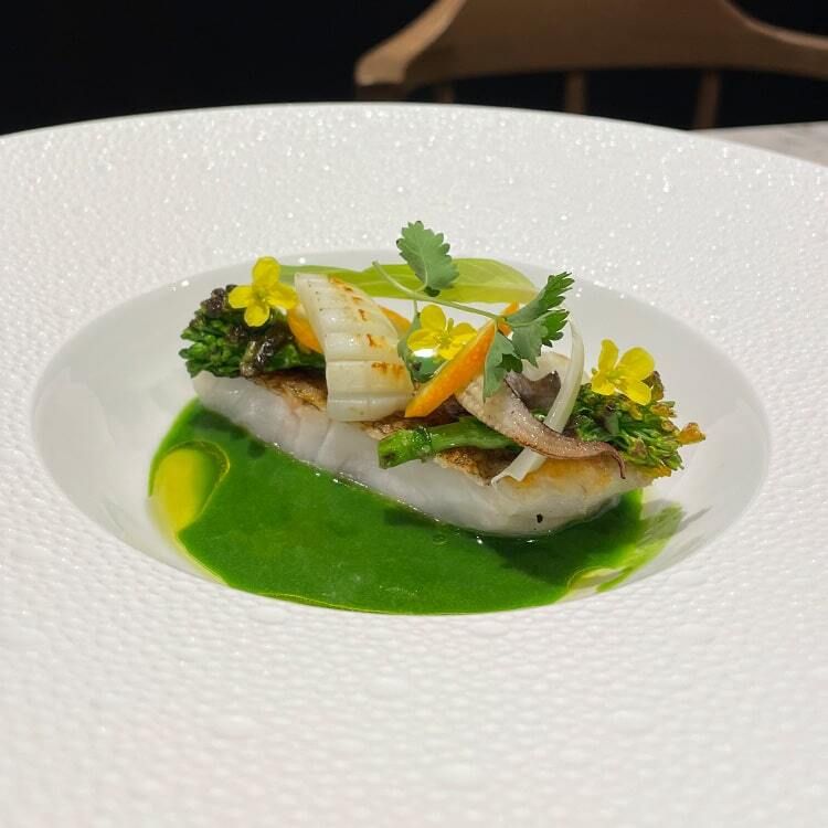 [A course that allows you to experience the four seasons, including our popular pie wrap]