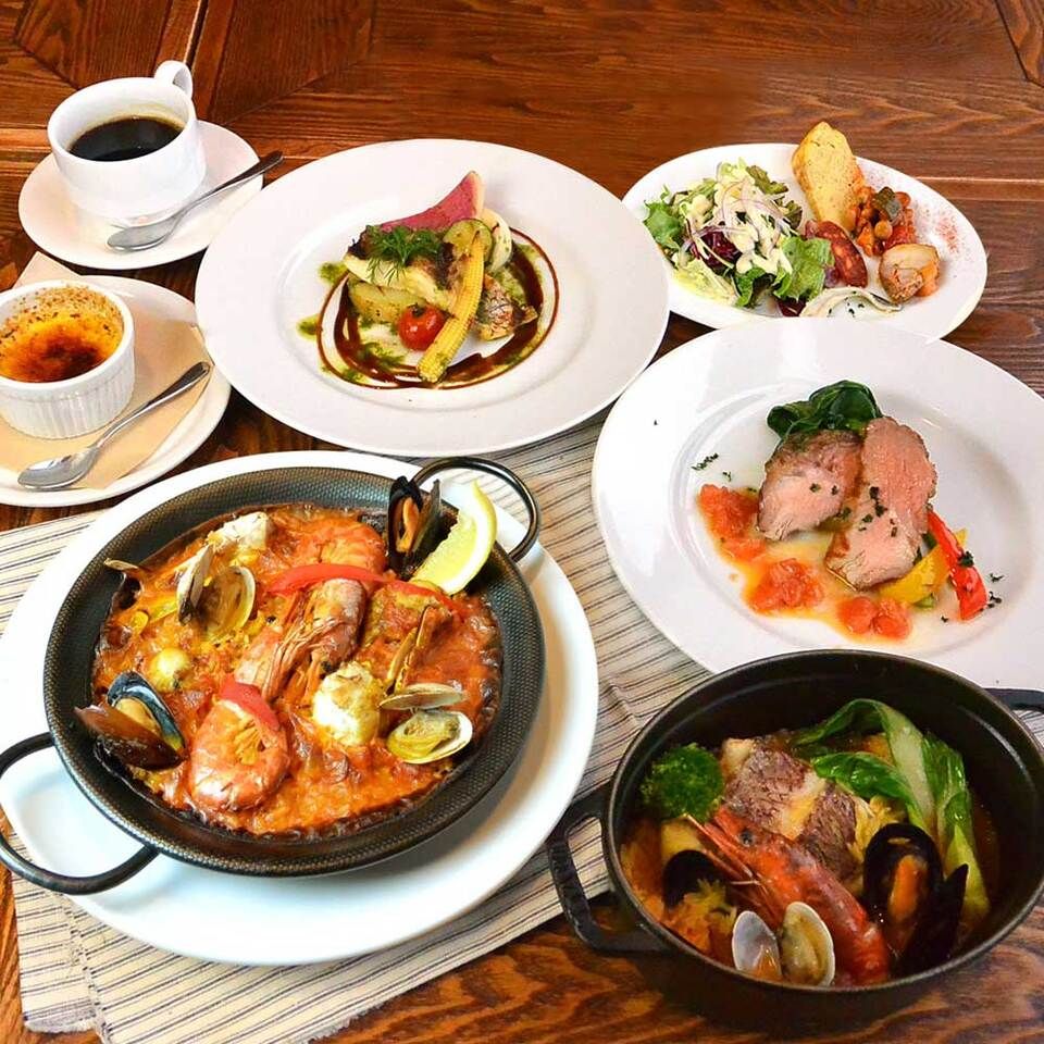 HP予約限定特典付き!!【ベストレートプラン｜ランチ】定番のタパス・アヒージョ・パエリャが楽しめる！“王道”ラボデガランチコース（5品）