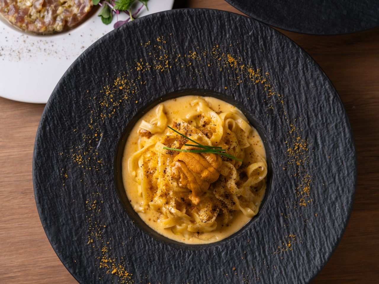 【牡蠣＆雲丹】おひとり様生牡蠣4ピース＆人気の雲丹のカルボナーラセット！