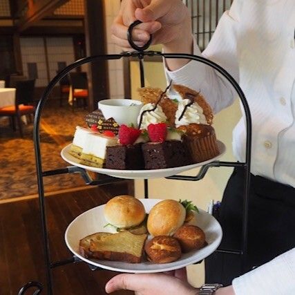 [Monday only] Afternoon tea