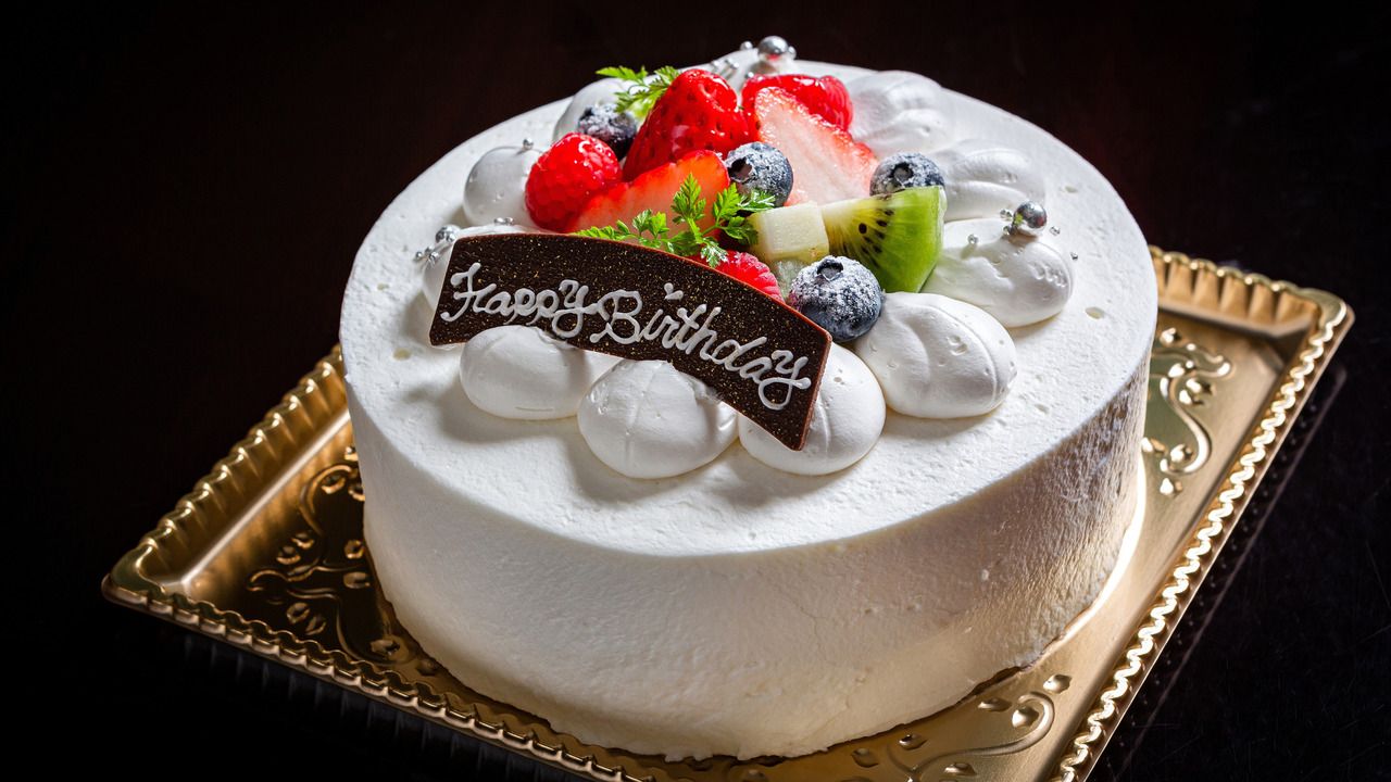 [No. 7] Fresh cream cake / diameter 21cm