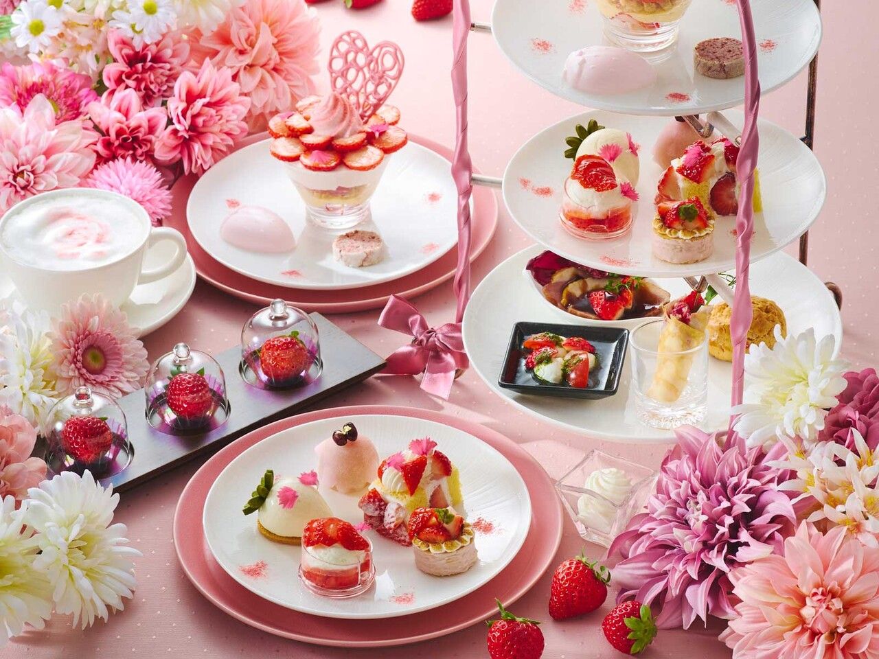 苺アフタヌーンティーセット SPRINGバージョン　シャンパン付き