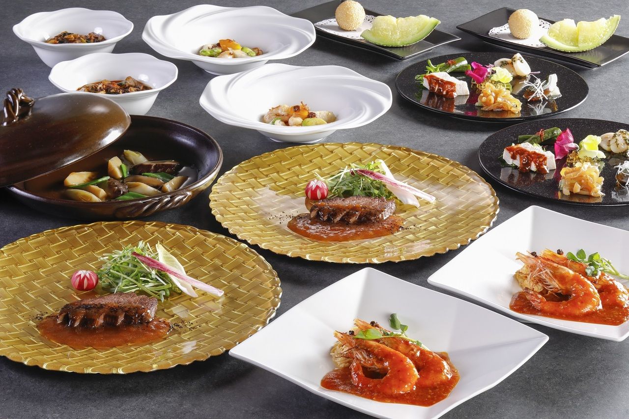 【記念日プラン】味わい豊かな本格四川料理7品コース＋乾杯グラスシャンパン＋花束または卓上花＋メッセージプレート