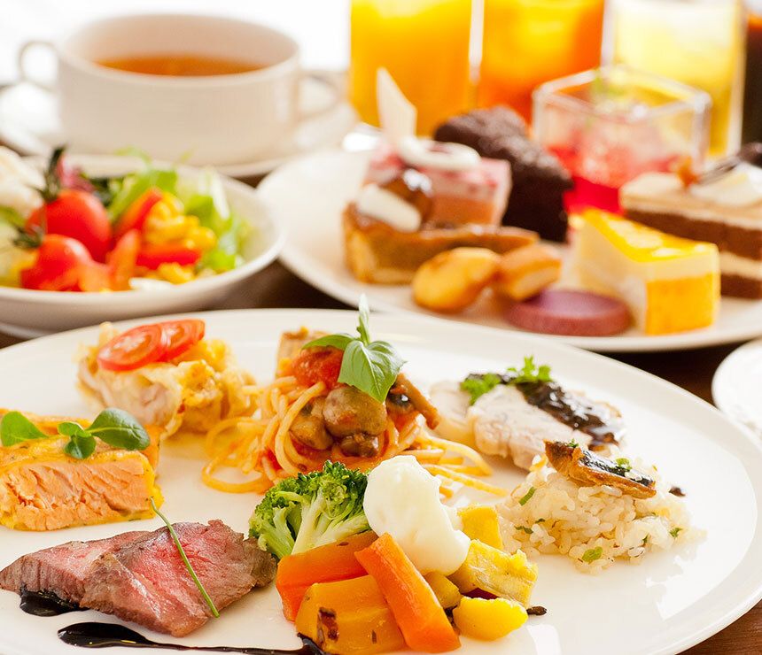 [Saturdays, Sundays, and holidays] Lunch buffet (Senior 65 years old and over)