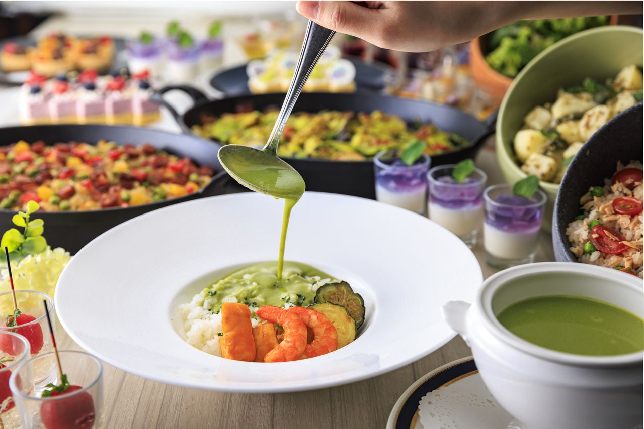 [Early Summer Half Buffet Lunch] Seafood Green Curry with Shrimp and White Fish (April 23rd - July 7th)