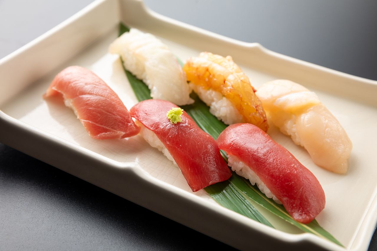 主廚精選課程（基本）+搭配日本清酒