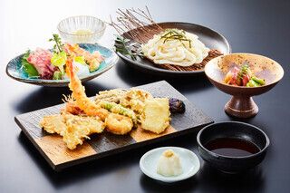 Seasonal Tempura Course (7 tempura items) - Casual Course: ¥6,800 (tax included)