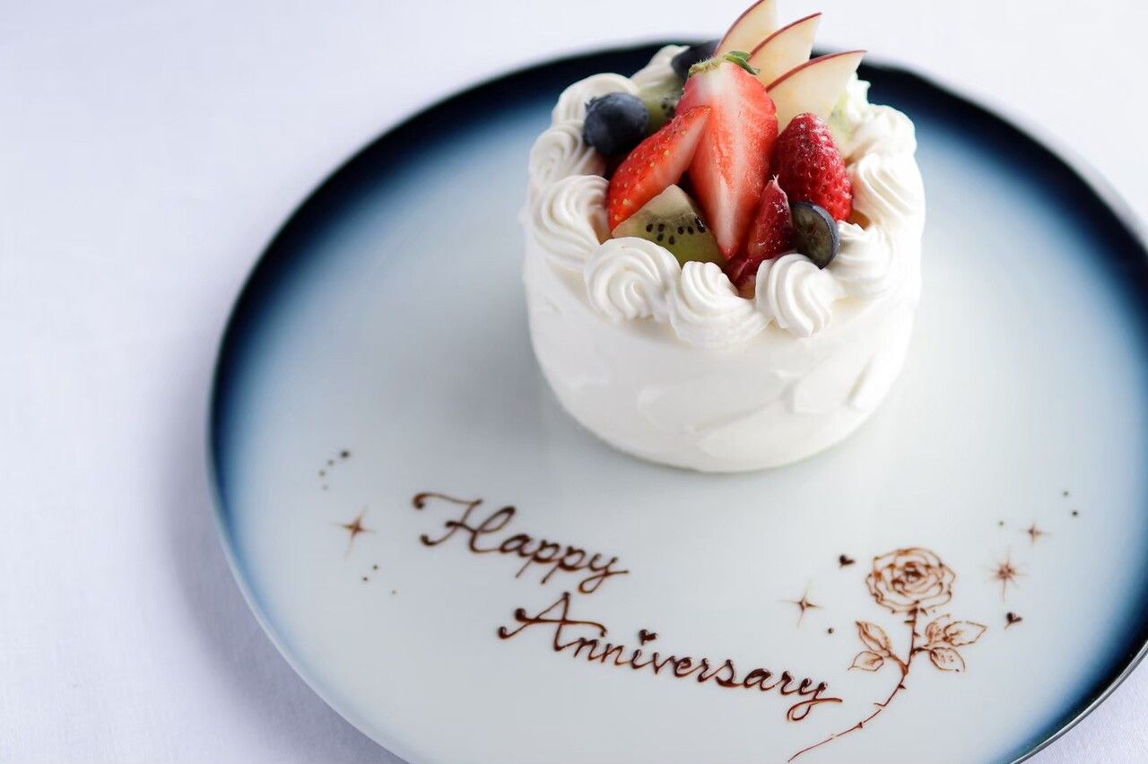 Dinner Set A + Whole Cake with Message (Anniversary)