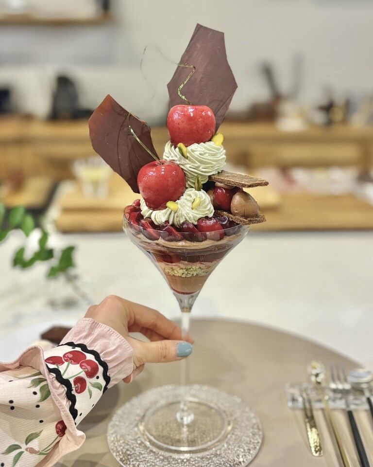  eat-in (Cherry parfait)