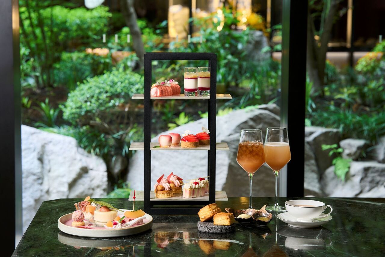 [90-minute session, Sat/Sun/Holidays only; reservations must be made by 4 PM] Peach Afternoon Tea