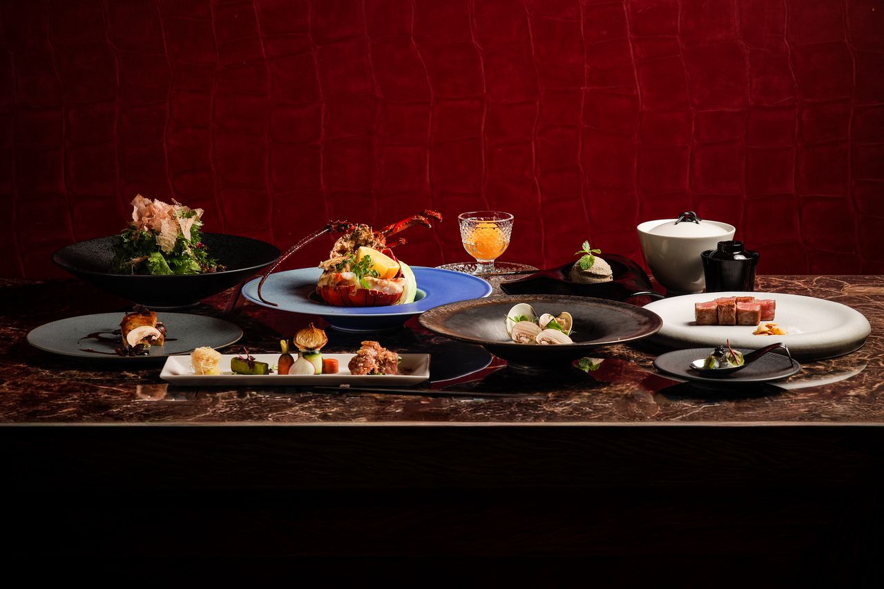 [Takumi Course] A5 Kuroge Wagyu × Foie gras × Spiny lobster × Clams / 10 premium dishes in total (September onwards)