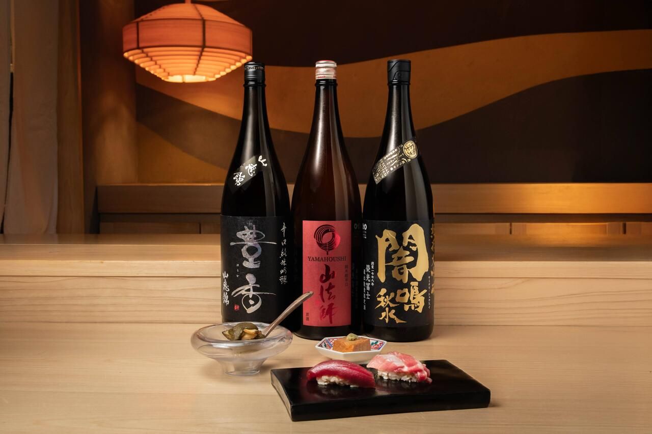 【畅饮无限/Omakase套餐】品味四季更迭与日本清酒的15道料理（9个寿司/5道下酒菜/汤品）