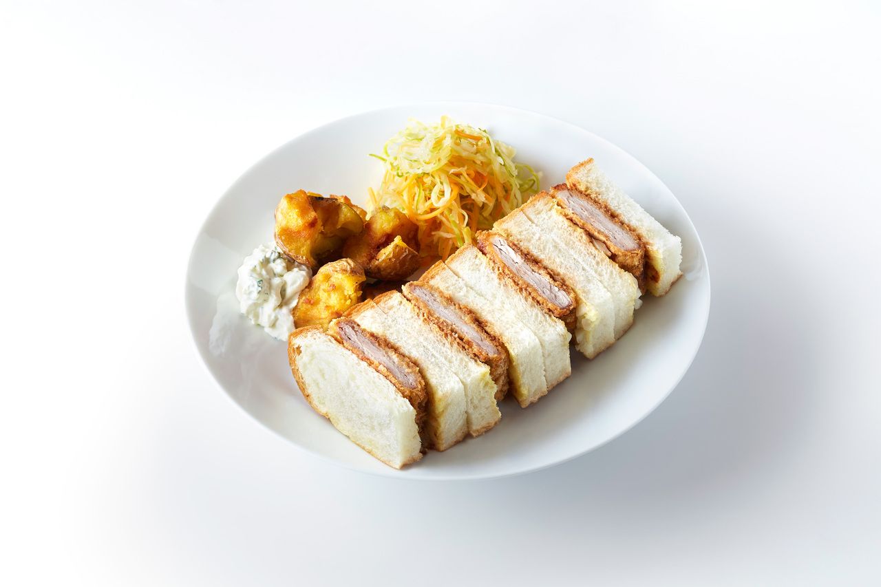 Reservation for a light meal [Pork Cutlet Sandwich]