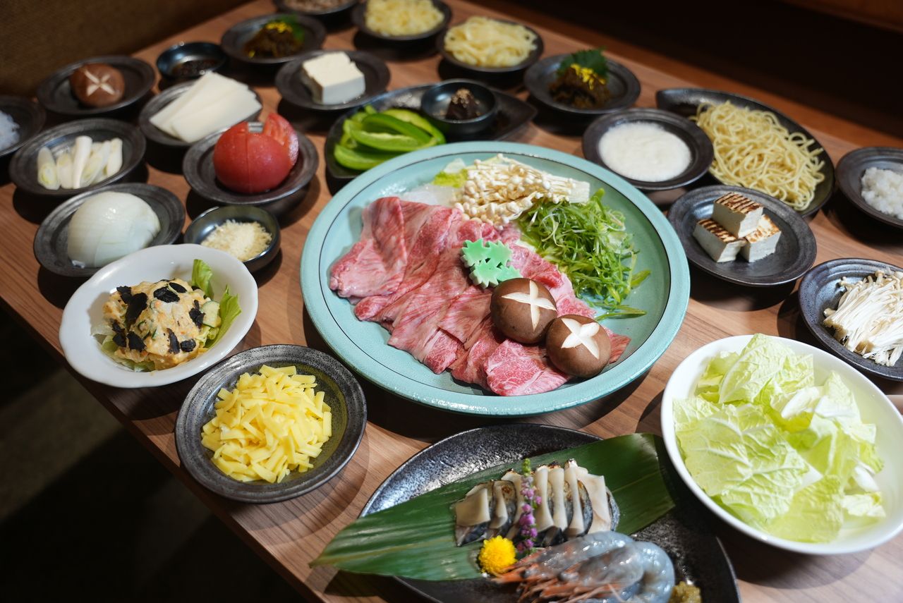 期間限定松阪牛祭　通常価格￥17600→¥13200/松阪牛すき焼き&しゃぶしゃぶ＆オイル焼全て食べ放題コース