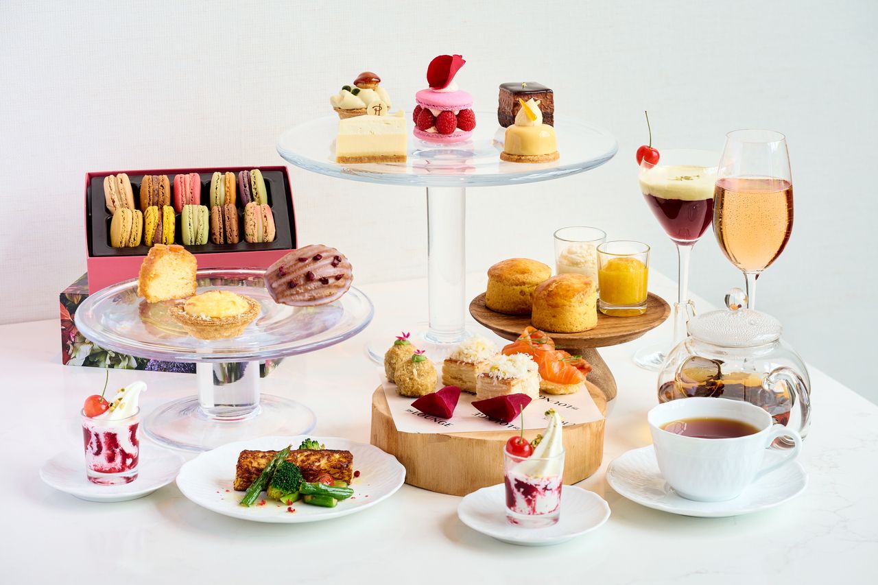 PIERRE HERMÉ PARIS Autumn Afternoon Tea Take-Out Menu