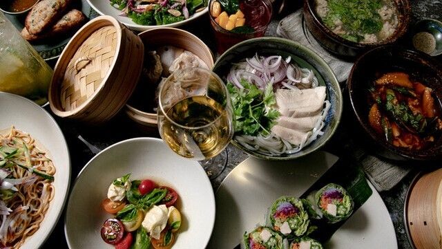 のんべい横丁の最高のベトナム料理・東南アジアレストラン