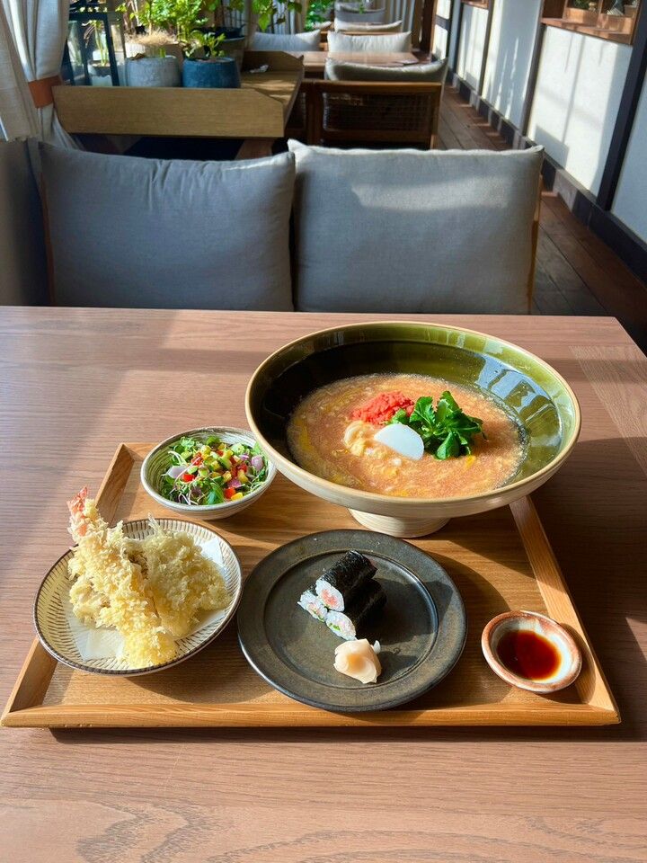 つるとんたん UDON NOODLE Brasserie KARUIZAWA JAPAN - Restaurant