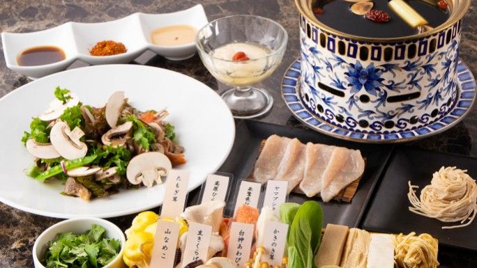 シャングリラズ シークレット表参道店 - Restaurant Guide - TableCheck