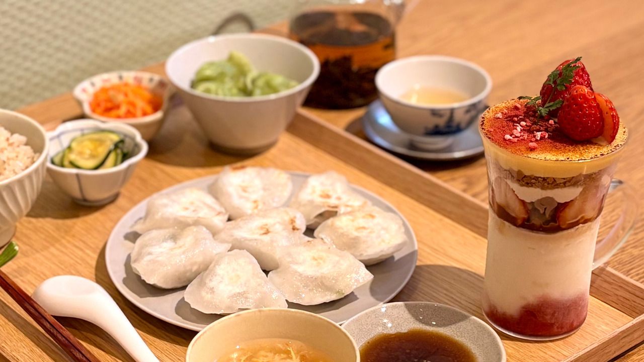 Favorite 餃子パーカー(餃子・アイボリーIvory色)